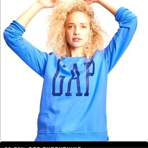 NWT Gap logo  sweatshirt Pullover Crewneck SweatshirtBLUE LARGE